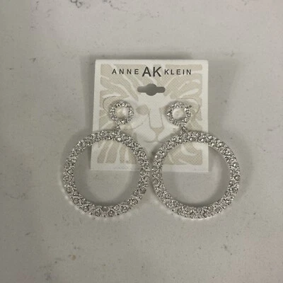 Висячие серьги-кольца со стразами серебристого цвета Anne Klein - Изображение 1 из 2