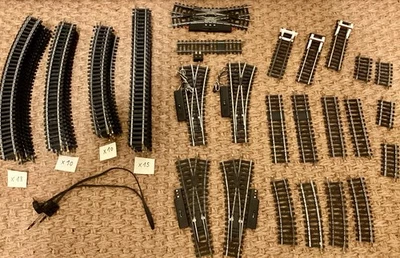 Jouef Ancien Gros Lot De Rails Droits/Courbes /Aiguillages /Heurtoirs. 70 Pièces - Photo 1/4