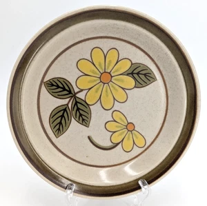 Plato de postre de gres Hallkraft Potterskraft Lazy Daisies de Mikasa, 1 defectuoso - Imagen 1 de 4