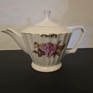 Vintage Teapot White Ribbed With Pink Roses Gold Trim Made In Japan - Picture 1 of 6