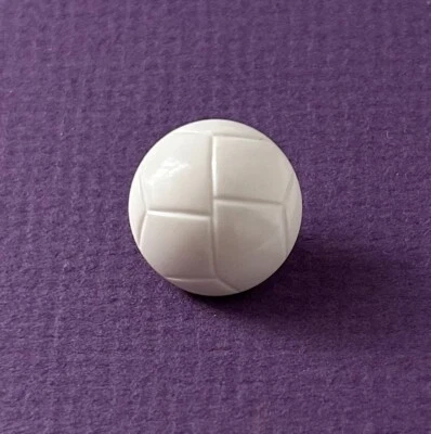 Vintage Colt Button - #31 (Leigh), 3/4" Diameter - Image 1 of 2