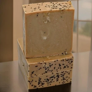 Earth Calm Soap with Neem, Kokum Butter, Sunflower Oil & Multani Mitti Clay - Picture 1 of 6