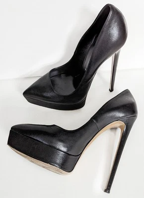 CASADEI Cuero Negro Stiletto Tacones Altos Puntera Punta Puntiaguda Plataforma Bomba Italia Foto 1 de 4