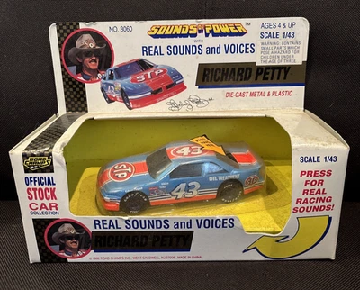 Road Champs Richard Petty #43 STP Diecast Car 1992 1:43 Sounds of Power Foto 1 de 4