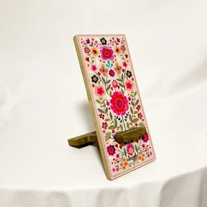 Natural Life Phone Stand Floral Wood Wood Bohemian Hippie Natural Colorful NWT - Photo 1 sur 7