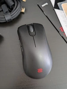 Ratón inalámbrico ZOWIE EC2-CW para deportes electrónicos - Photo 1/6