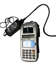 First Data FD130 Credit Card Terminal - Picture 1 of 4