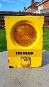 Parker DORMAN TRAFILAMP E  1993 Road Lamp Skip Lamp Roadwork Lamp Scaffold Lamp  - Picture 1 of 5