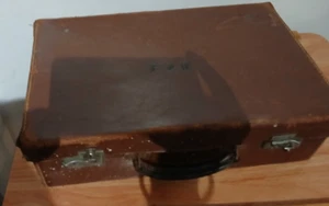 vintage small brown suitcase - Picture 1 of 11