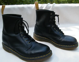 Stivali stringati Dr Martens Docs in pelle nera da combattimento per moto taglia 11 - Foto 1 di 8