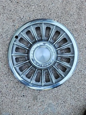 1965 PONTIAC BONNEVILLE CATALINA LAURENTIAN PARISIENNE HUBCAP WHEEL COVER 14" Foto 1 de 4