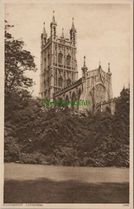 Gloucestershire Postcard - Gloucester Cathedral RS26005 - Picture 1 of 2