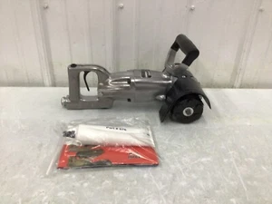 AURAND - MP6 Air Powered Scarifier 8 in Cleaning Area 2 1/2 hp  D-Handle 8 IN - Picture 1 of 6