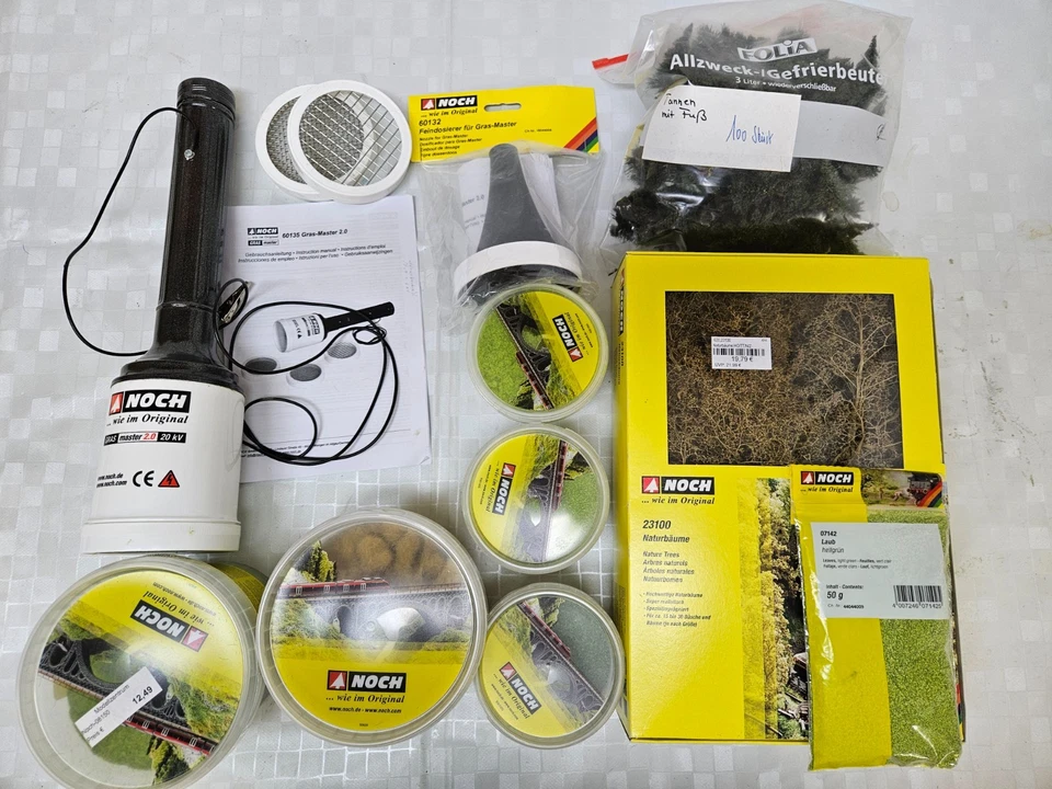 Noch Grasmaster 2.0, Feindosierer (60132), umfangreiches Streugut Gras - Bild 1 von 1