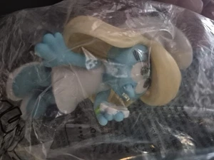 2025 BURGER KING SMURFS KIDS' MEAL TOY - SMURFETTE - #11 - NEW IN BAG - Picture 1 of 3