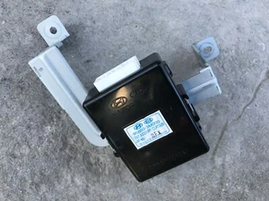 09 10 11 12 13 14 Hyundai Genesis Rear Window Curtain Shade Control OEM X6U - Picture 1 of 12