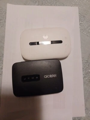 Módem Alcatel Link Zone Router 2 Foto 1 de 4