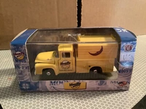 M2 Machines 1/64 1956 Ford F-100 Moon Pie NIB Acrylic Display box - Picture 1 of 2