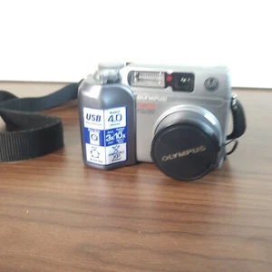 Olympus CAMEDIA C-4000 Zoom 4.0MP Digital Camera Tested & Working - Picture 1 of 11