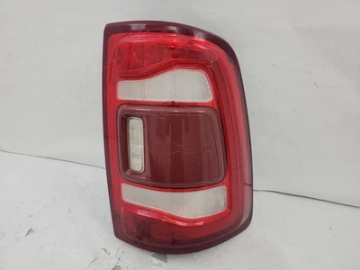 2019-2024 Dodge Ram 2500 3500 lanterna traseira de LED com ponto cego fabricante de equipamento original C362 - Imagem 1 de 4