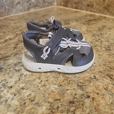 TODDLER BOYS COLUMBIA TECHSUN WAVE SPORTS SANDALS SZ 5c SHARK GRAY - Image 1 of 4