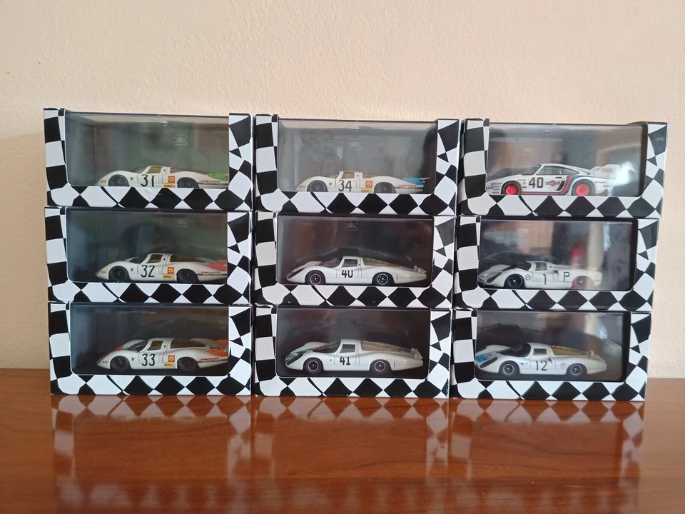 EBBRO RACING 1/43 Porsche modelli vari - Immagine 1 di 4