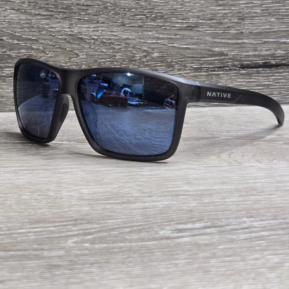 Gafas de sol Native Wells XL XD9023 902303 borde completo cuadrado polarizado negro azul Foto 1 de 4