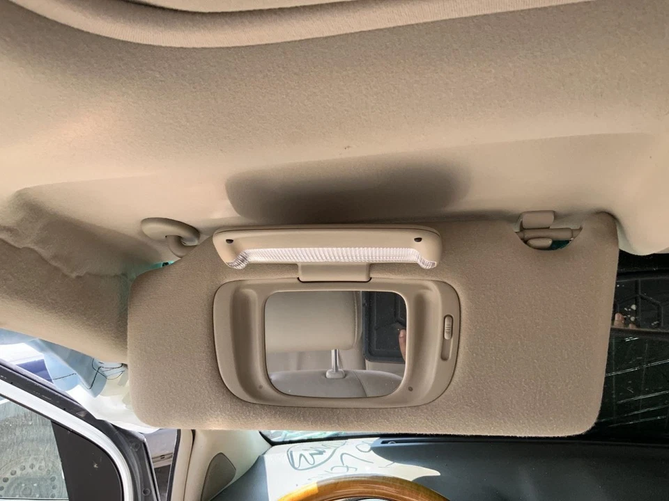 Driver Left Sun Visor Illuminated OEM 06-09 LEXUS RX400h 1362684 Foto 1 de 4