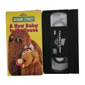 Sesame Street - A New Baby in My House (VHS, 1994) - Imagen 1 de 3