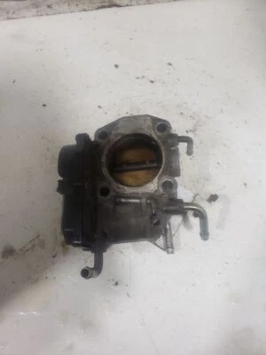 Корпус дроссельной заслонки впрыска топлива б/у подходит для: 2003 Toyota Camry 4 цилиндра класса A - Изображение 1 из 3