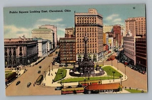 Postal de lino Cleveland Ohio Public Square Looking East Trolley 1930-45 - Imagen 1 de 1