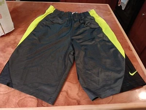 Nike Basketball Athletic Shorts Neon Yellow/Black Size Youth Large with Pockets - Picture 1 of 5