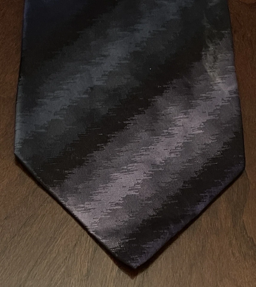 Corbata Fratelli azul púrpura hecha a mano 100 % seda para hombre hecha en Italia Foto 1 de 4