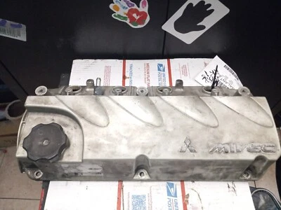 2004-2012 MITSUBISHI GALANT 2.4L 4 CYLINDER ENGINE VALVE COVER OEM - Image 1 of 4