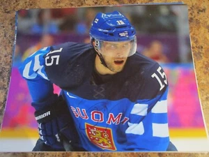 Tuomo Ruutu SIGNED 8x10 MATTE PHOTO TEAM FINLAND (B) - Picture 1 of 2