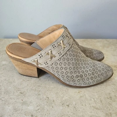 Zuecos de tacón apilados Frye Mule talla 8 gris perforado de cuero nobuck Foto 1 de 4