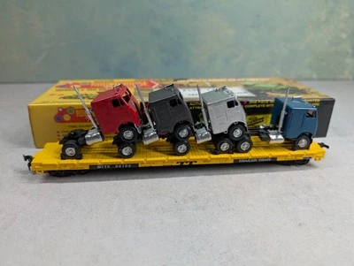 USED Roundhouse HO Scale 60' Flat Car Trailer Train MTTX #98105 w/ Trucks READ - Image 1 of 4