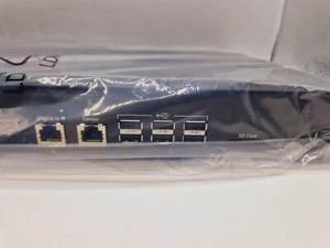 HPE 16‑port WW Serial Console Server Q1P52A - Afbeelding 1 van 11