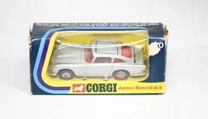Corgi 270 James Bond Aston Martin DB5 in scatola originale - ottima originale anni 70 - Foto 1 di 13