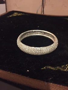 White Metal And Crystal Bangle - Picture 1 of 2