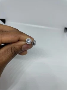Silver, 18k gold Or  Black 9mm diamond Zircon halo earring stud - Picture 1 of 6
