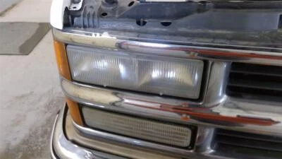 Conjunto de faros derechos usados se adapta a: Chevrolet Tahoe 1997 compuesto grado C derecho Foto 1 de 4