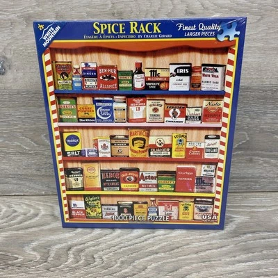 Rompecabezas White Mountain ESTANTE DE ESPECIAS Charlie Girard 1000 piezas #1121 2014 difícil de encontrar Foto 1 de 4