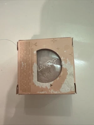 Color pop Pink Highlighter Makeup Set of 1 - Image 1 of 2