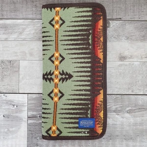 Pendleton Knitting Needle Crochet Hook Case - Native American Pattern In Wool - Picture 1 of 5