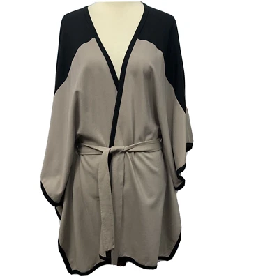 Dillards Womans NWT Tan black tie front wrap shawl one size fits all (most) Foto 1 de 4