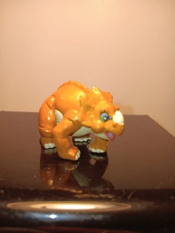 Vtg Universal Studios 1996 Land Before Time CERA Triceratops Dinosaur PVC Figure Cover
