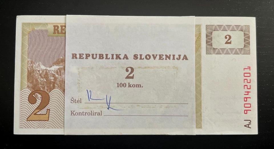 Slovenia 2 TOLARJEV P-2 1990 x 50 Pcs Lot Bundle Pre Euro UNC Slovenian BANKNOTE - Image 1 of 4