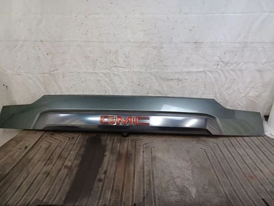 Tail Finish Panel 85542276 For 21-23 Yukon 2922429 - Image 1 of 4