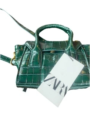 Cartera mini bandolera Zara Foto 1 de 4